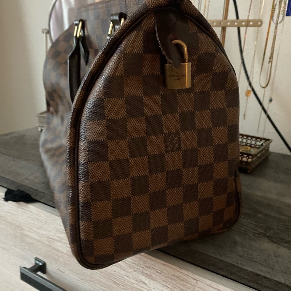 Lv bag - Picture 4 of 5